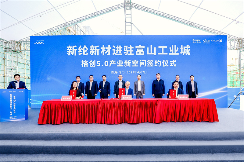 10878092_a3414960453_plx.jpg 10878092_a3414960453_plx.jpg